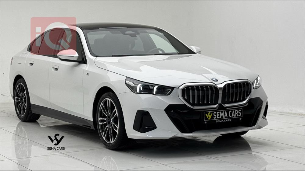 بی ئێم دەبڵیو سیریەس 5